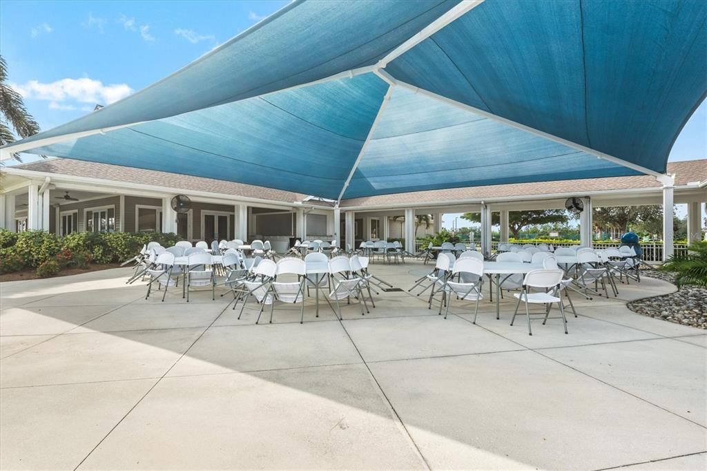 For Sale: $849,000 (4 beds, 3 baths, 2428 Square Feet)