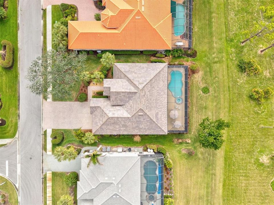 For Sale: $849,000 (4 beds, 3 baths, 2428 Square Feet)