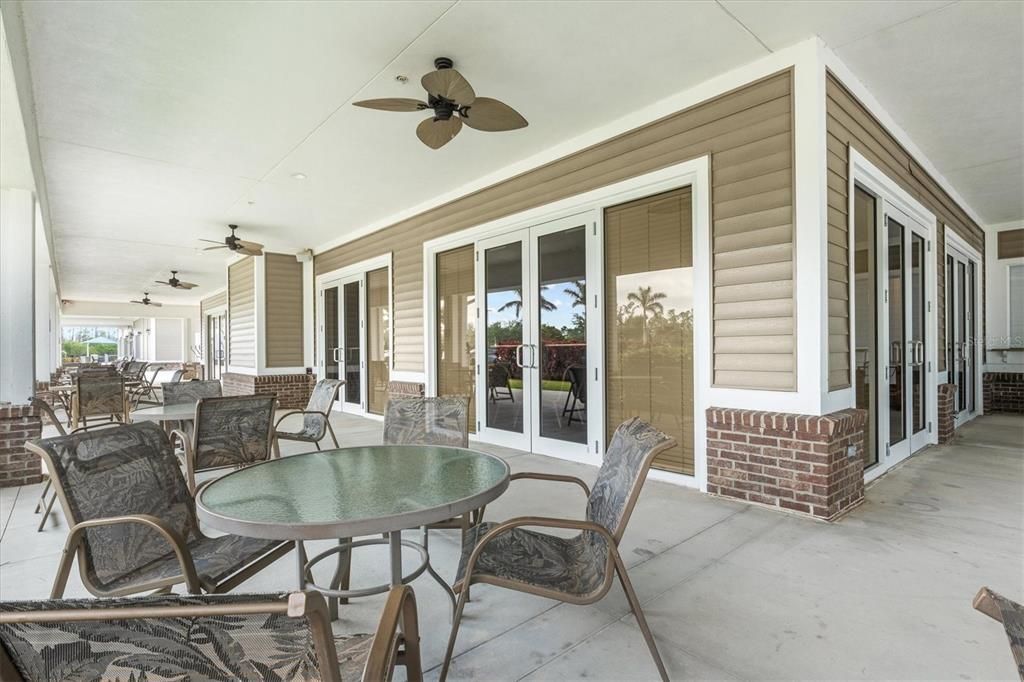 For Sale: $849,000 (4 beds, 3 baths, 2428 Square Feet)