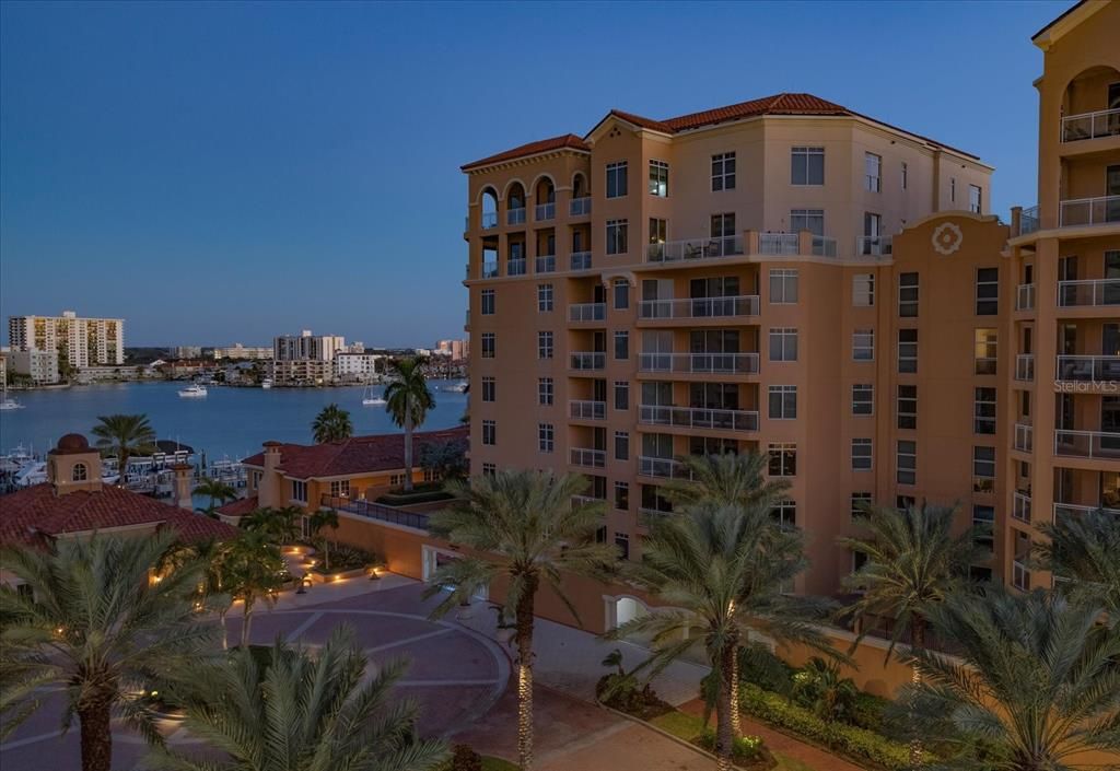 Active With Contract: $1,795,000 (3 beds, 2 baths, 1930 Square Feet)