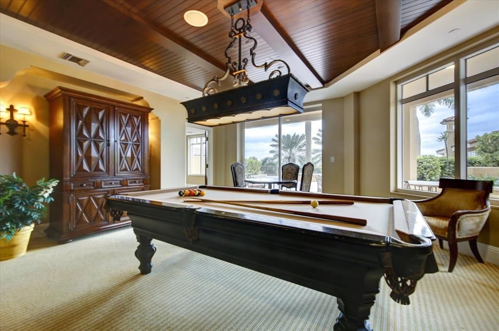 Active With Contract: $1,795,000 (3 beds, 2 baths, 1930 Square Feet)