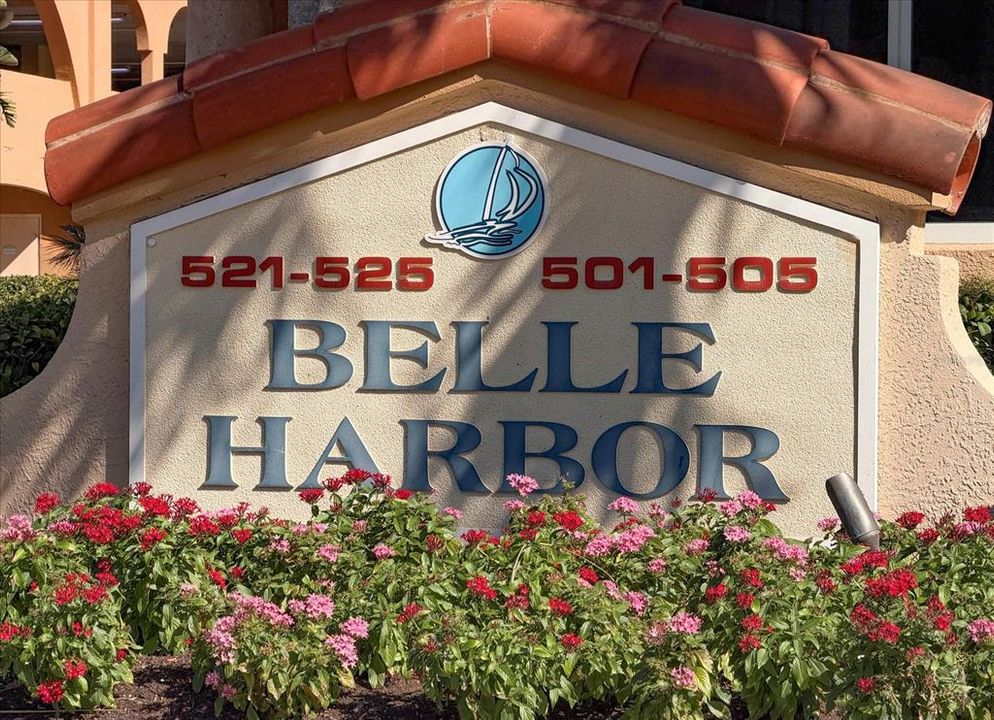 Active With Contract: $1,795,000 (3 beds, 2 baths, 1930 Square Feet)