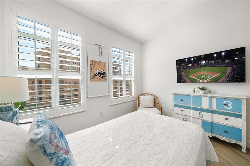 Active With Contract: $1,795,000 (3 beds, 2 baths, 1930 Square Feet)