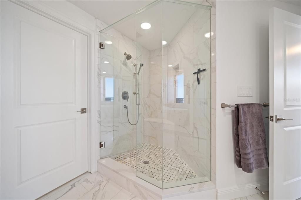 Active With Contract: $1,795,000 (3 beds, 2 baths, 1930 Square Feet)