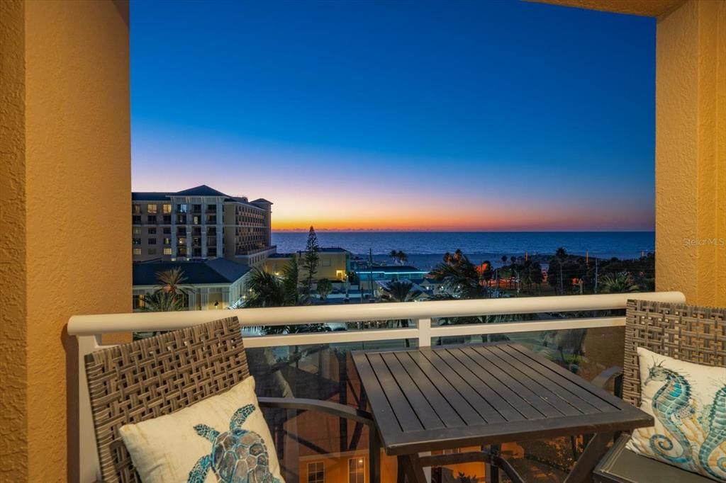 Active With Contract: $1,795,000 (3 beds, 2 baths, 1930 Square Feet)