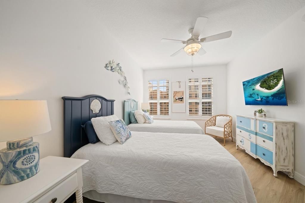 Active With Contract: $1,795,000 (3 beds, 2 baths, 1930 Square Feet)