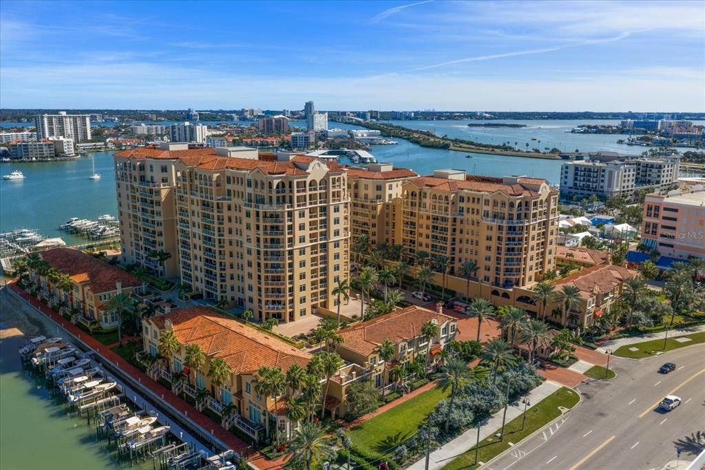 Active With Contract: $1,795,000 (3 beds, 2 baths, 1930 Square Feet)