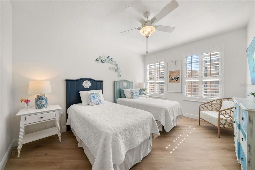 Active With Contract: $1,795,000 (3 beds, 2 baths, 1930 Square Feet)