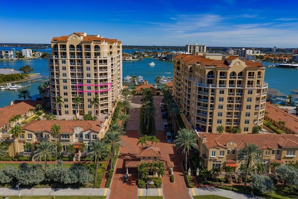 Active With Contract: $1,795,000 (3 beds, 2 baths, 1930 Square Feet)