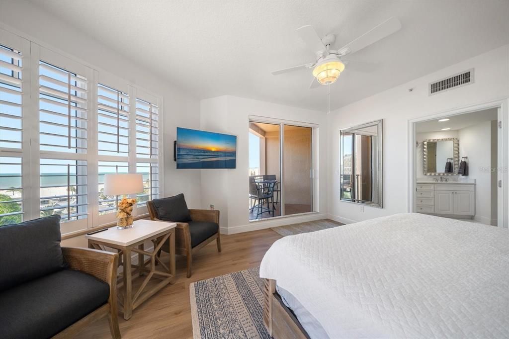 Active With Contract: $1,795,000 (3 beds, 2 baths, 1930 Square Feet)