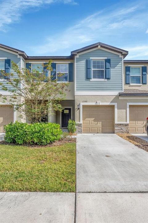 На продажу: $285,000 (3 спален, 2 ванн, 1634 Квадратных фут)