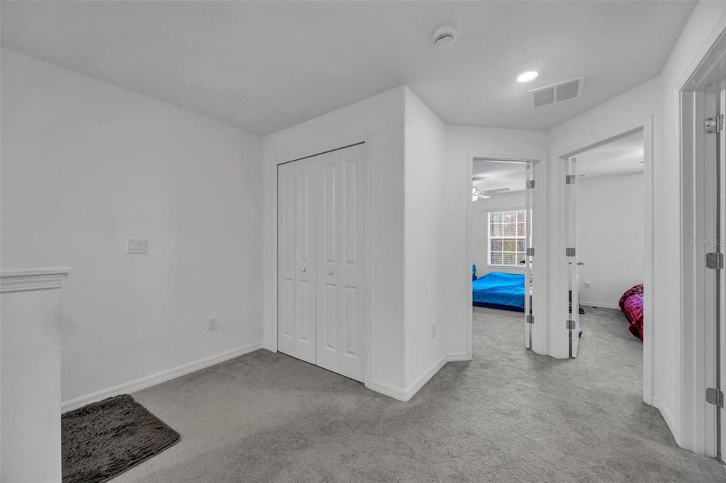 На продажу: $285,000 (3 спален, 2 ванн, 1634 Квадратных фут)