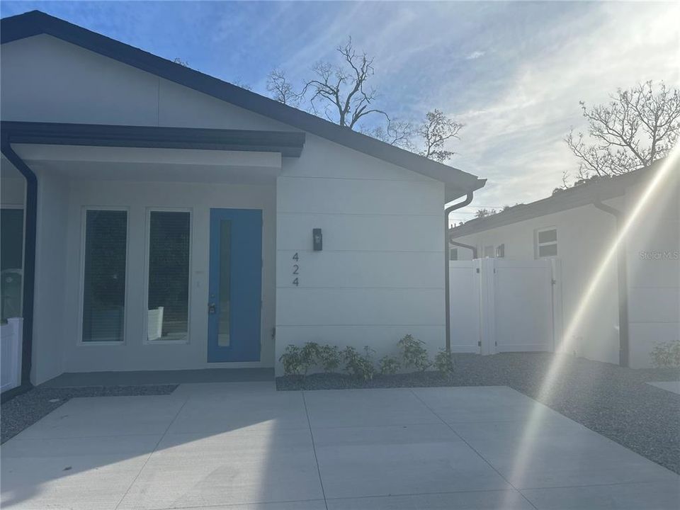 出租: $1,875 (2 贝兹, 2 浴室, 1229 平方英尺)