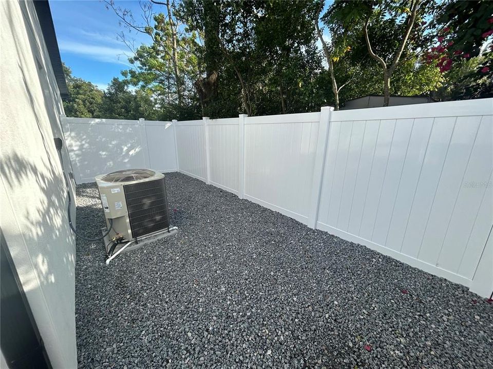 出租: $1,875 (2 贝兹, 2 浴室, 1229 平方英尺)