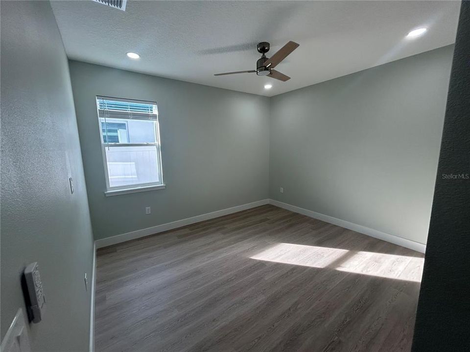 出租: $1,875 (2 贝兹, 2 浴室, 1229 平方英尺)