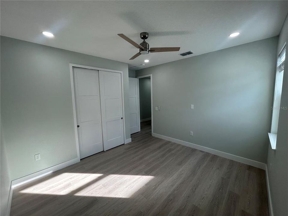 出租: $1,875 (2 贝兹, 2 浴室, 1229 平方英尺)