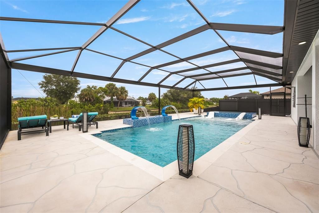 For Sale: $665,000 (3 beds, 3 baths, 1591 Square Feet)