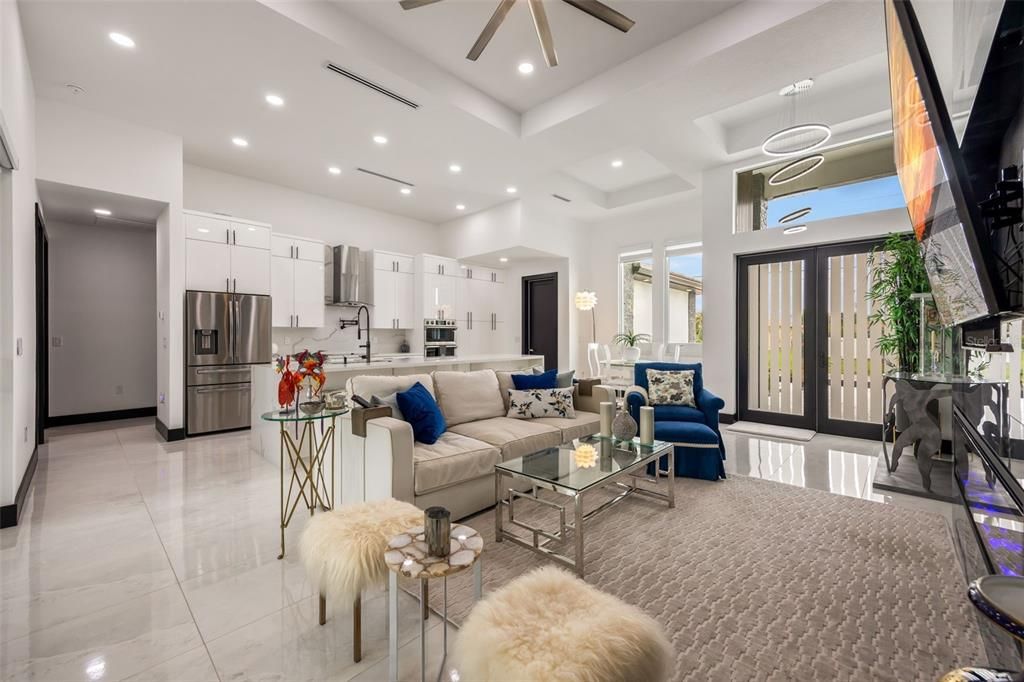 For Sale: $665,000 (3 beds, 3 baths, 1591 Square Feet)