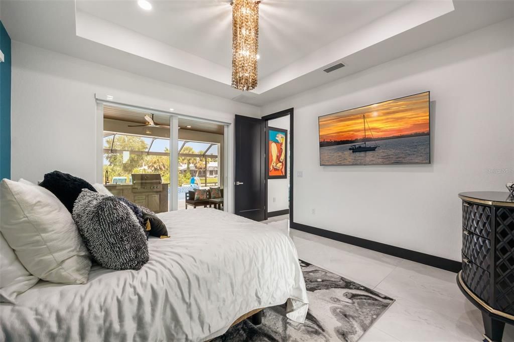 For Sale: $665,000 (3 beds, 3 baths, 1591 Square Feet)