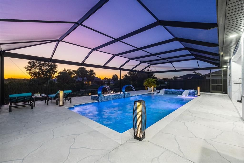 For Sale: $665,000 (3 beds, 3 baths, 1591 Square Feet)