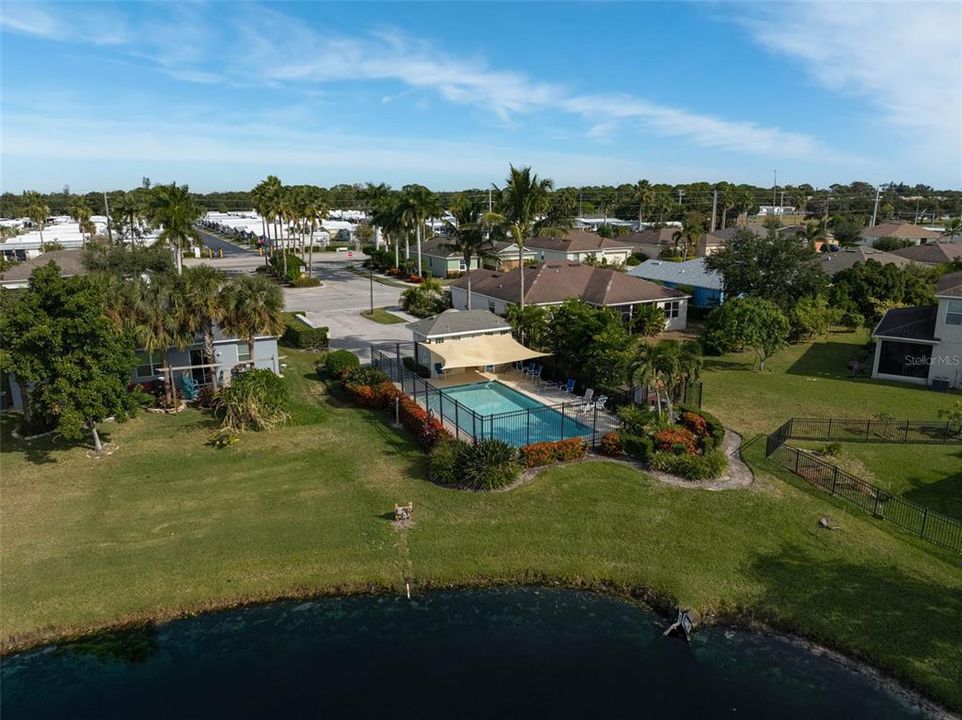 Activo con contrato: $450,000 (3 camas, 2 baños, 1565 Pies cuadrados)