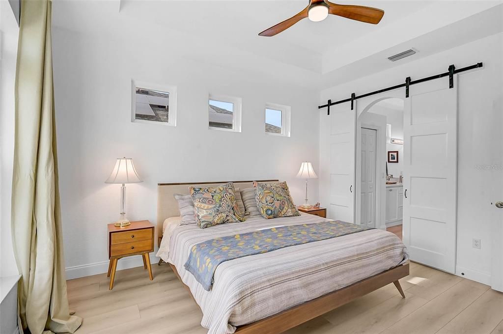 Activo con contrato: $450,000 (3 camas, 2 baños, 1565 Pies cuadrados)