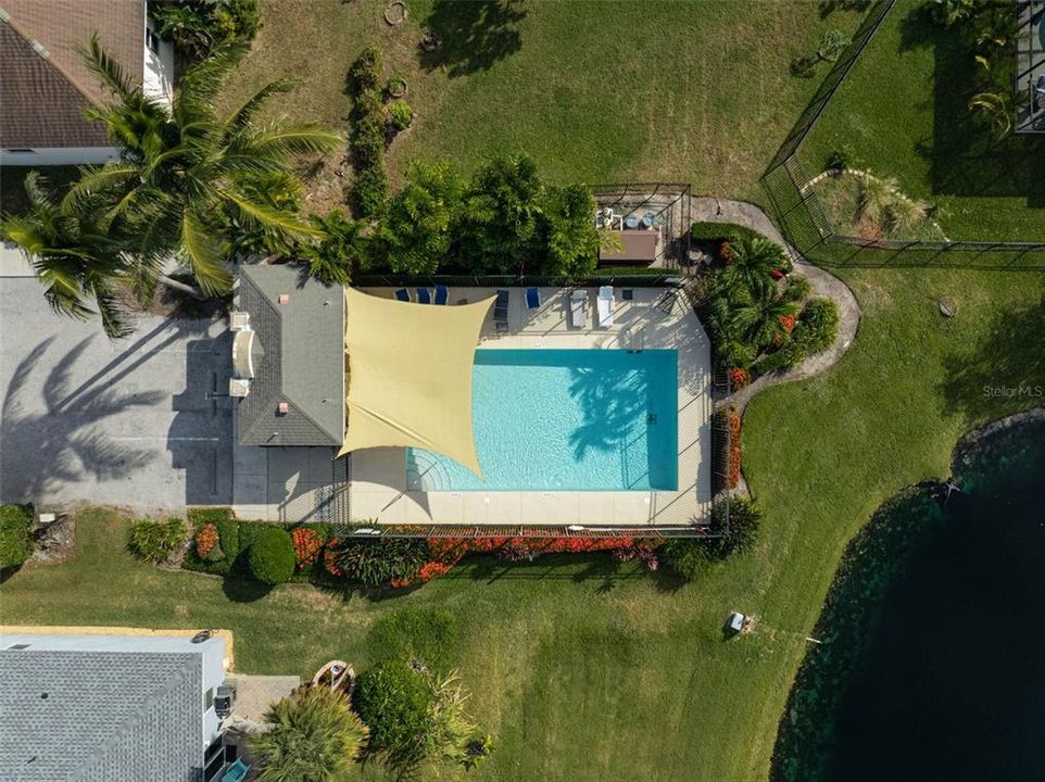 Activo con contrato: $450,000 (3 camas, 2 baños, 1565 Pies cuadrados)