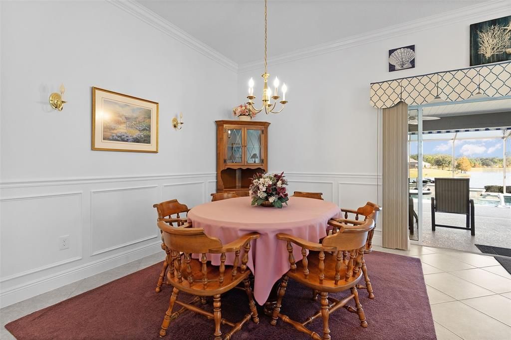 En Venta: $900,000 (3 camas, 2 baños, 2070 Pies cuadrados)