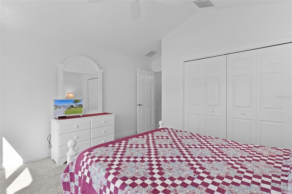 En Venta: $900,000 (3 camas, 2 baños, 2070 Pies cuadrados)