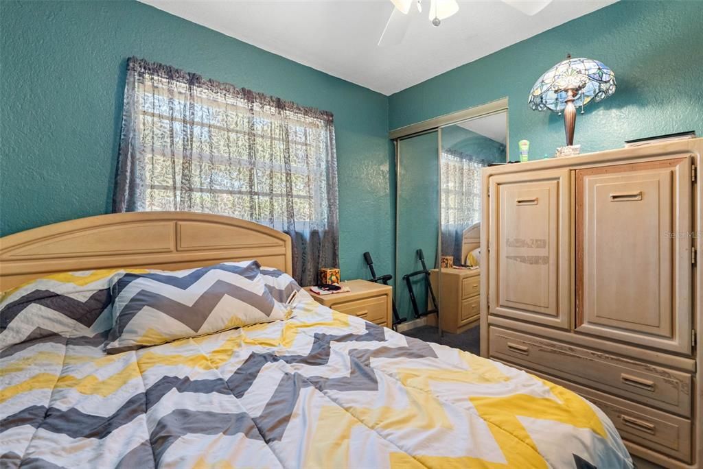 На продажу: $400,000 (2 спален, 2 ванн, 1214 Квадратных фут)