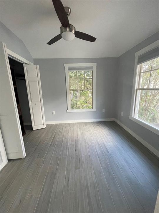 Под контрактом: $1,400 (1 спален, 1 ванн, 650 Квадратных фут)