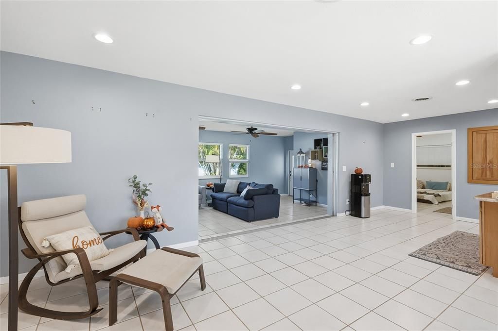 For Sale: $675,000 (3 beds, 2 baths, 1728 Square Feet)