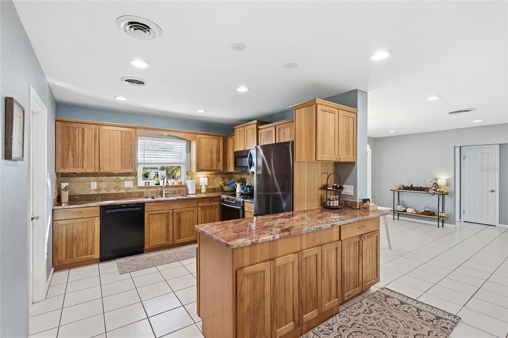 For Sale: $675,000 (3 beds, 2 baths, 1728 Square Feet)