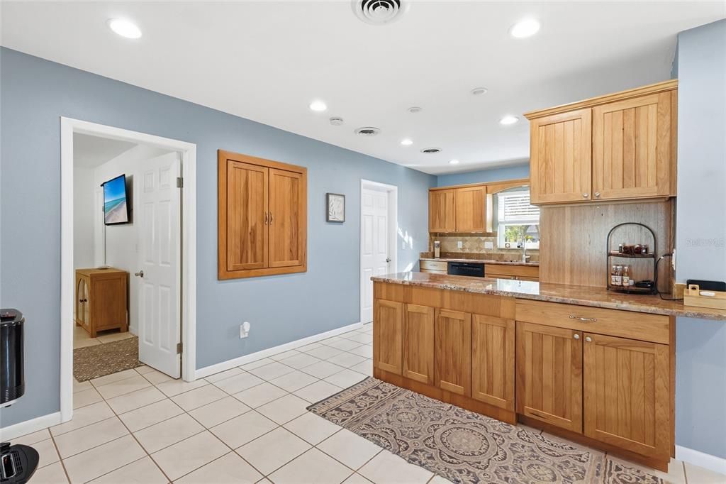 For Sale: $675,000 (3 beds, 2 baths, 1728 Square Feet)