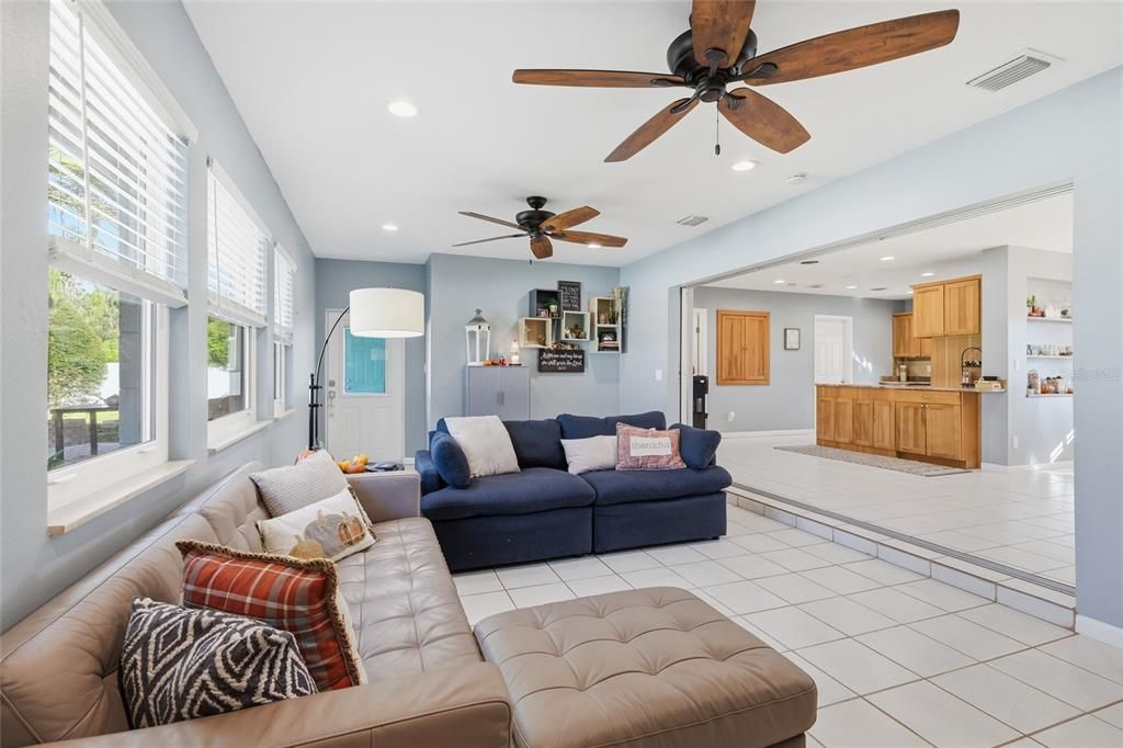 For Sale: $675,000 (3 beds, 2 baths, 1728 Square Feet)