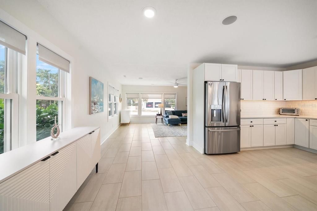 待售: $1,450,000 (4 贝兹, 3 浴室, 2236 平方英尺)