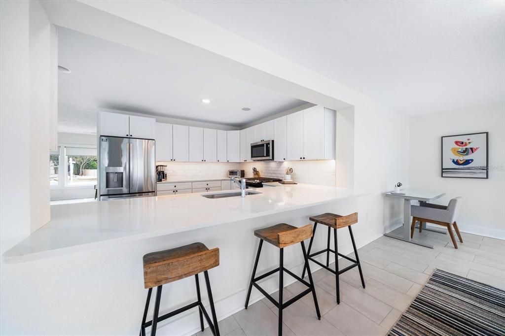 待售: $1,450,000 (4 贝兹, 3 浴室, 2236 平方英尺)