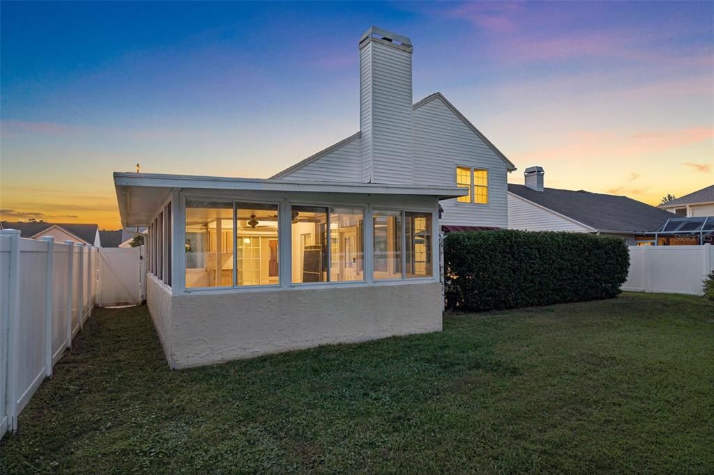 出租: $3,150 (3 贝兹, 2 浴室, 2074 平方英尺)