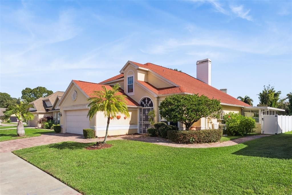 出租: $3,150 (3 贝兹, 2 浴室, 2074 平方英尺)