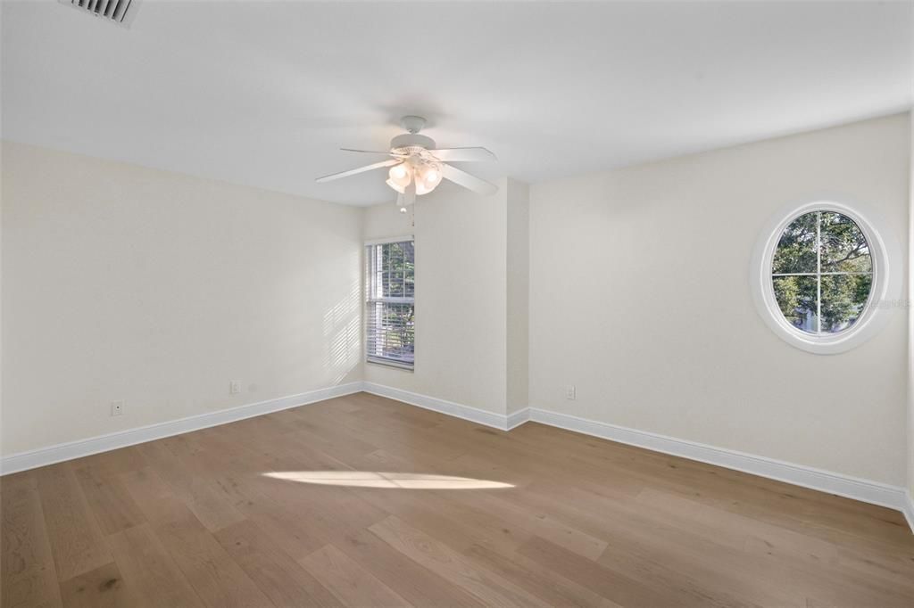 В аренду: $15,000 (5 спален, 3 ванн, 4448 Квадратных фут)