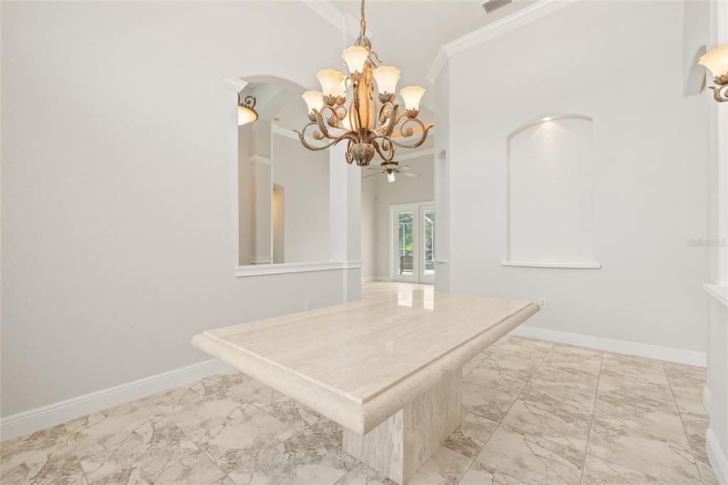 待售: $575,000 (4 贝兹, 3 浴室, 2816 平方英尺)