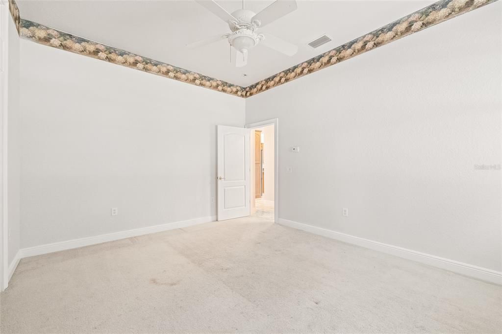 待售: $575,000 (4 贝兹, 3 浴室, 2816 平方英尺)