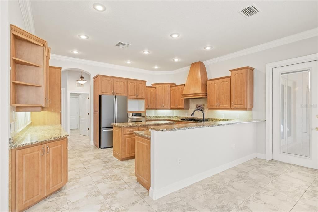 待售: $575,000 (4 贝兹, 3 浴室, 2816 平方英尺)