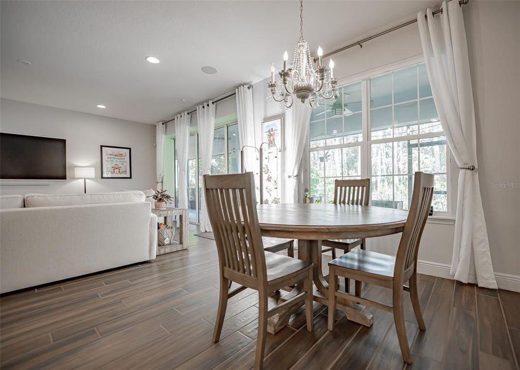 For Sale: $1,049,000 (7 beds, 4 baths, 4847 Square Feet)