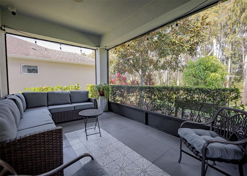 For Sale: $1,049,000 (7 beds, 4 baths, 4847 Square Feet)