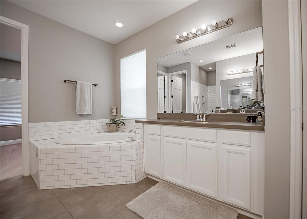 For Sale: $1,049,000 (7 beds, 4 baths, 4847 Square Feet)