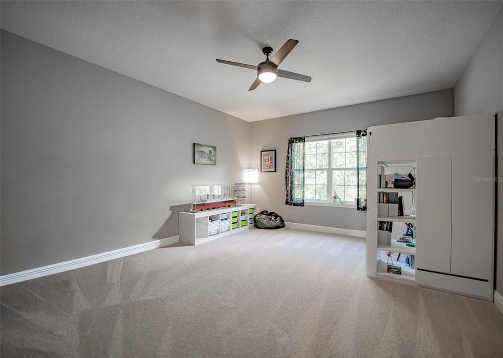 For Sale: $1,049,000 (7 beds, 4 baths, 4847 Square Feet)