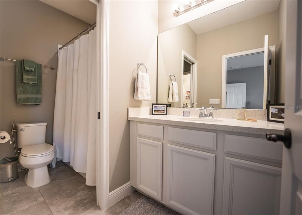 For Sale: $1,049,000 (7 beds, 4 baths, 4847 Square Feet)