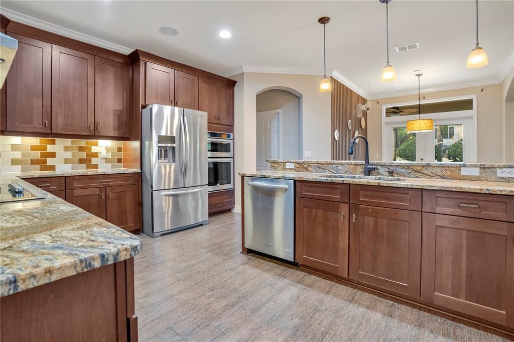 待售: $1,128,750 (7 贝兹, 5 浴室, 5097 平方英尺)