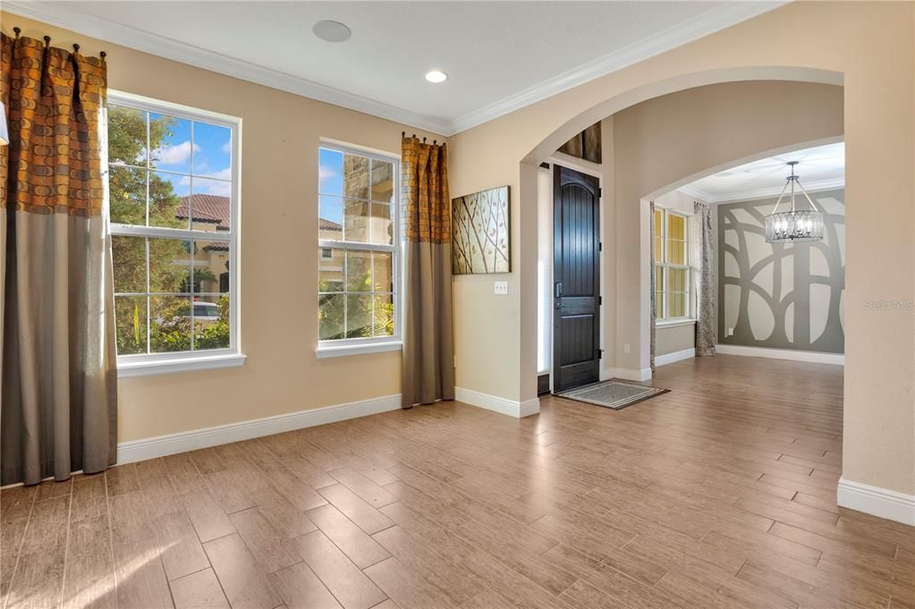 待售: $1,128,750 (7 贝兹, 5 浴室, 5097 平方英尺)